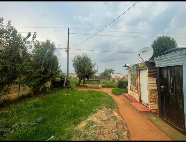 LAND FOR SALE IN KANANA PARK